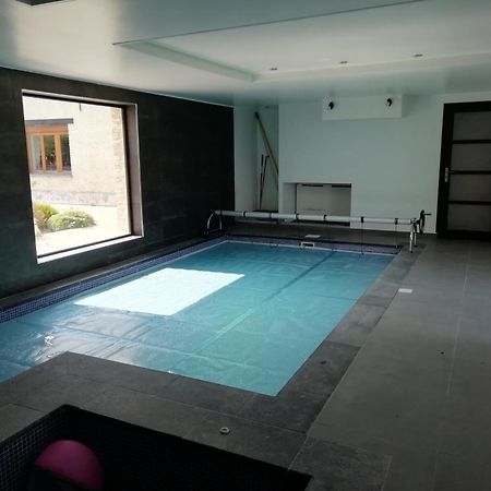Etage A La Ferme Avec Piscine Interieure Privative, Selon Date Bassee Екстериор снимка